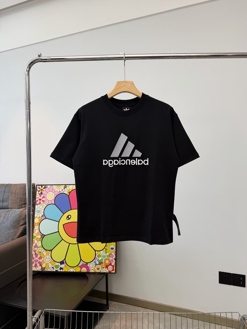 T-Shirt Adidas ZQ 23 foto 01