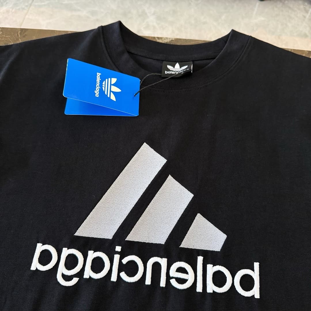 T-Shirt Adidas ZQ 23 foto 05