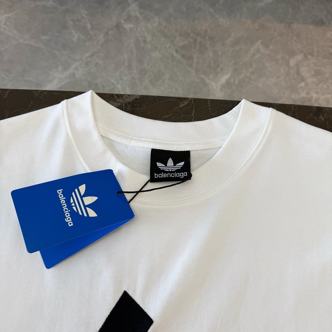T-Shirt Adidas ZQ 23 foto 06