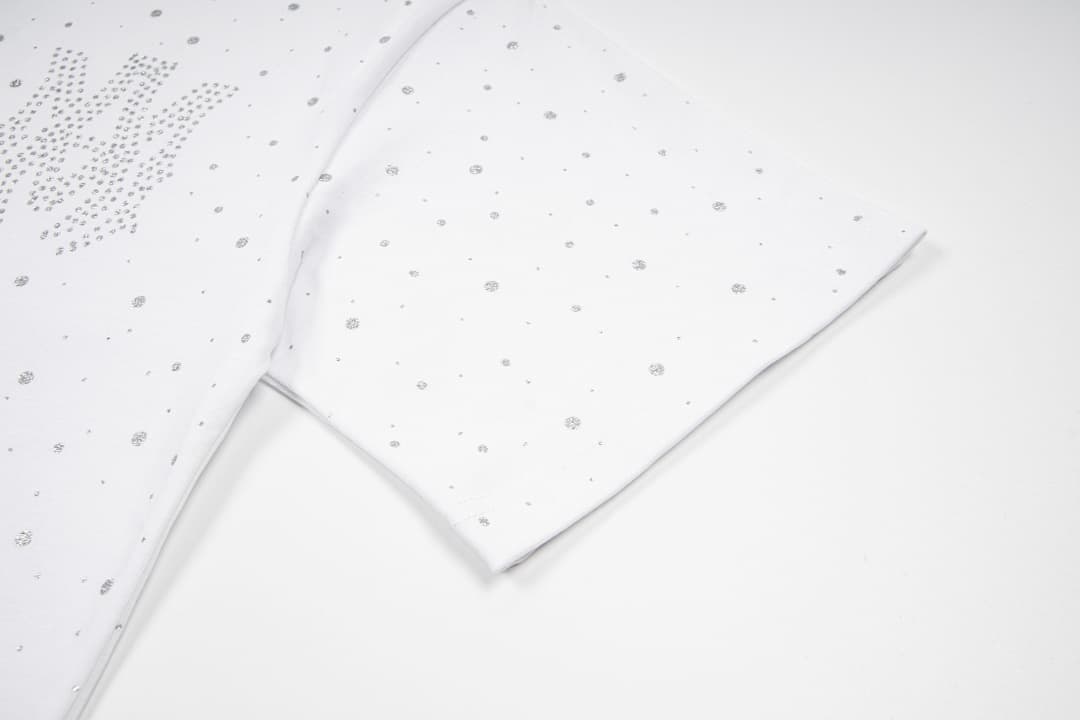 T-Shirt Amiri com Rhinestones Estrelados foto 12