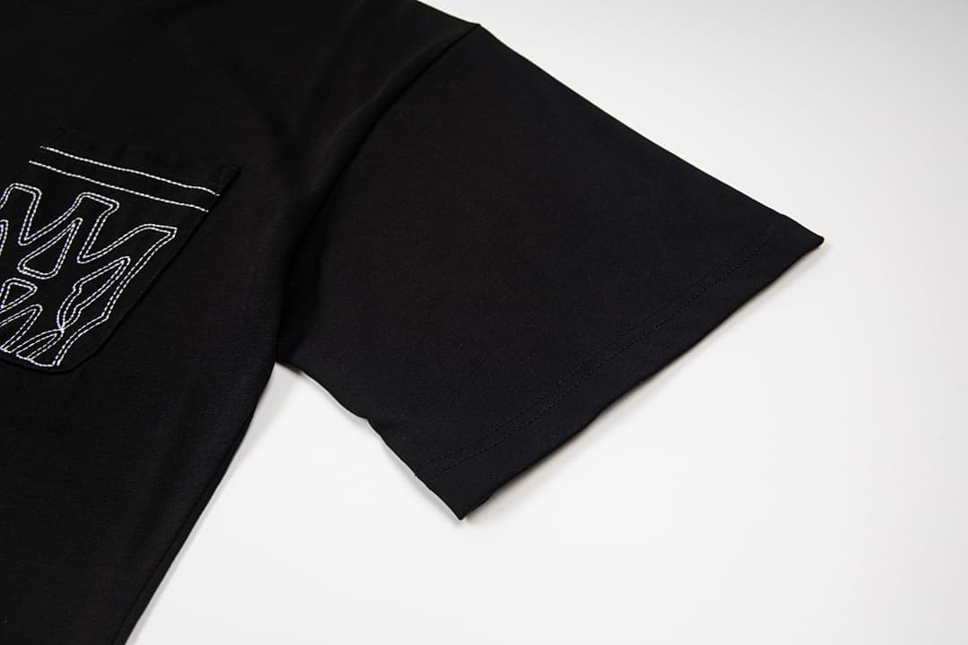 T-Shirt Amiri com Bordado Bolso foto 06