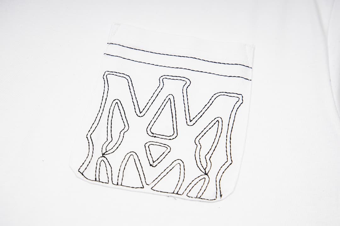 T-Shirt Amiri com Bordado Bolso foto 17