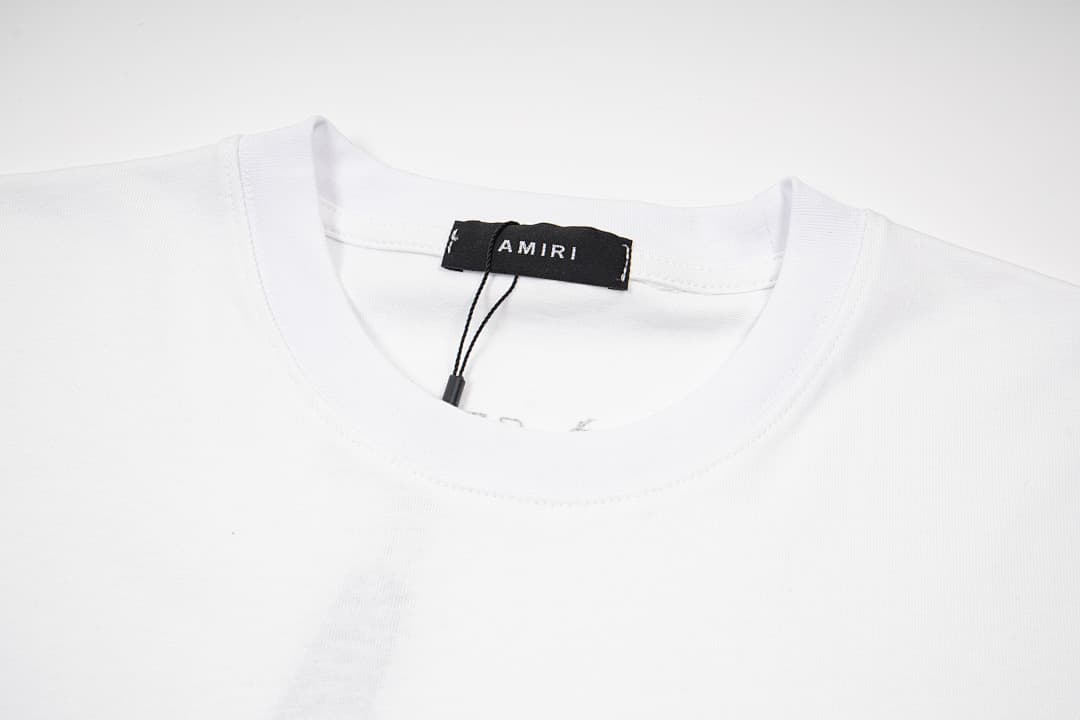 T-Shirt Amiri com Bordado Bolso foto 18