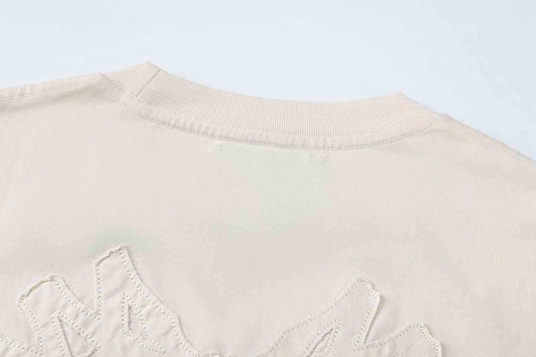 T-Shirt AMIRI com Logo Patch Bordado foto 06