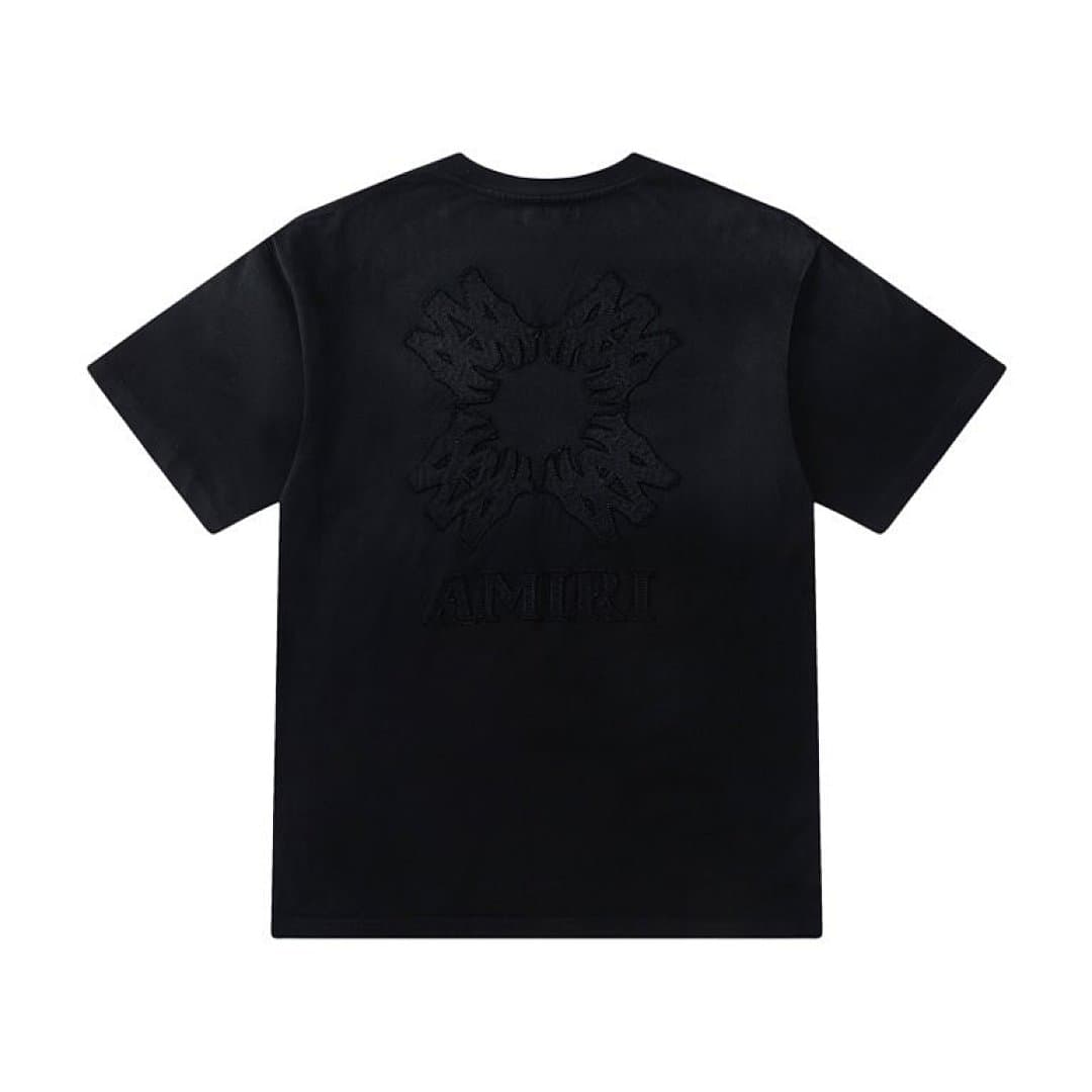 T-Shirt AMIRI com Logo Patch Bordado foto 08