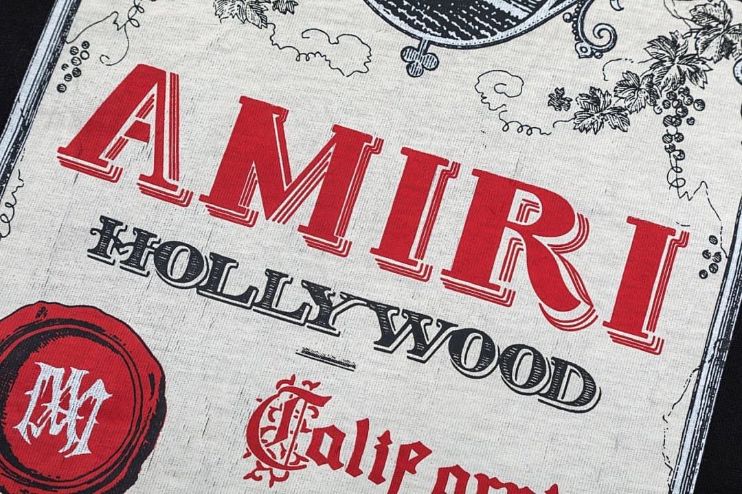 T-Shirt AMIRI com Impressão Digital Vintage foto 06
