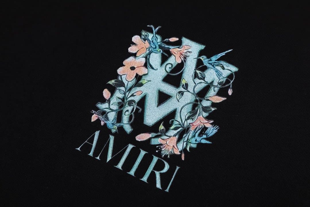 T-Shirt AMIRI com Impressão Digital Premium foto 08