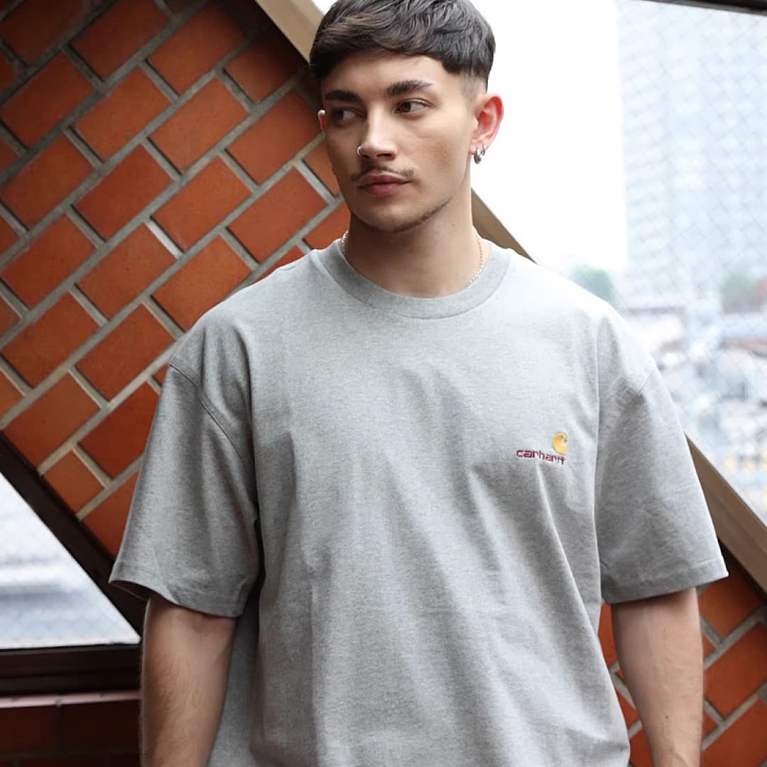 T-Shirt Carhartt Bordado foto 16