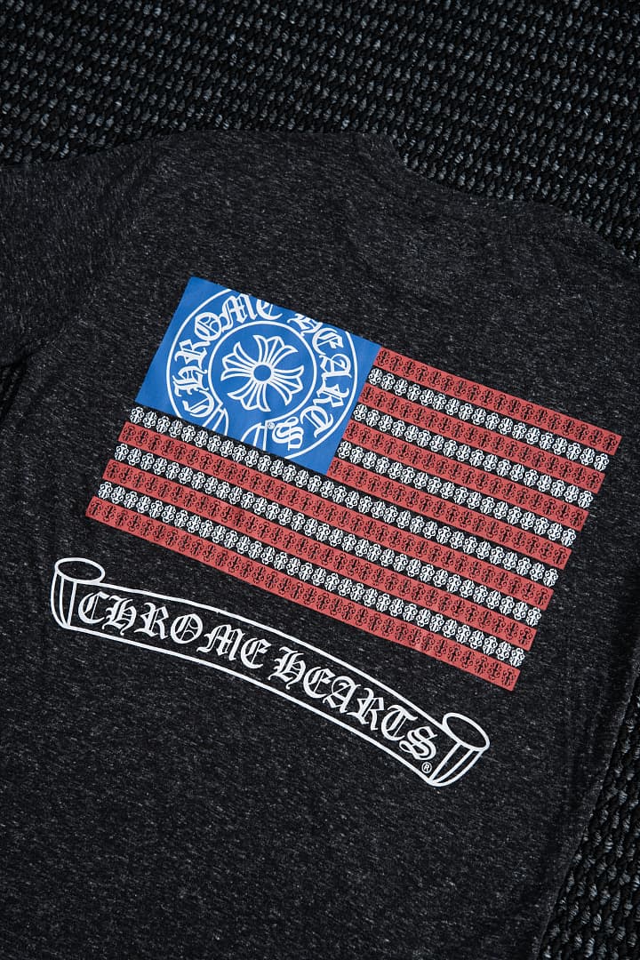 T-Shirt Chrome Hearts Bandeira foto 12