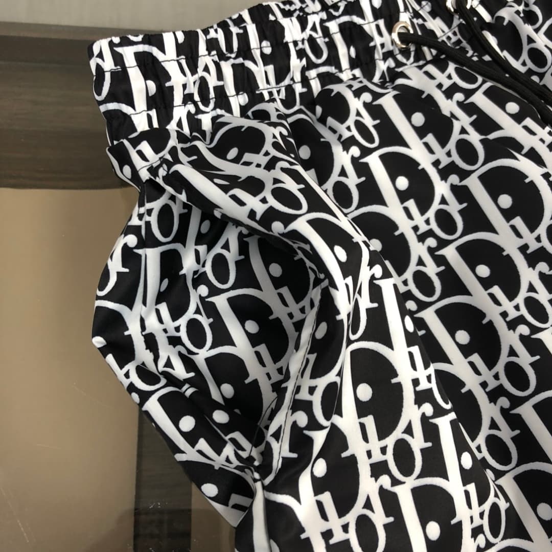 Calções de Praia Dior Monograma Preto-Branco foto 02