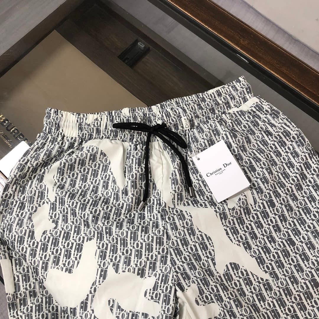 Calções de Praia Dior Monograma Preto-Branco foto 01