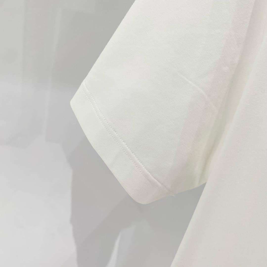 T-Shirt Dior DIOR Logo Branco foto 08