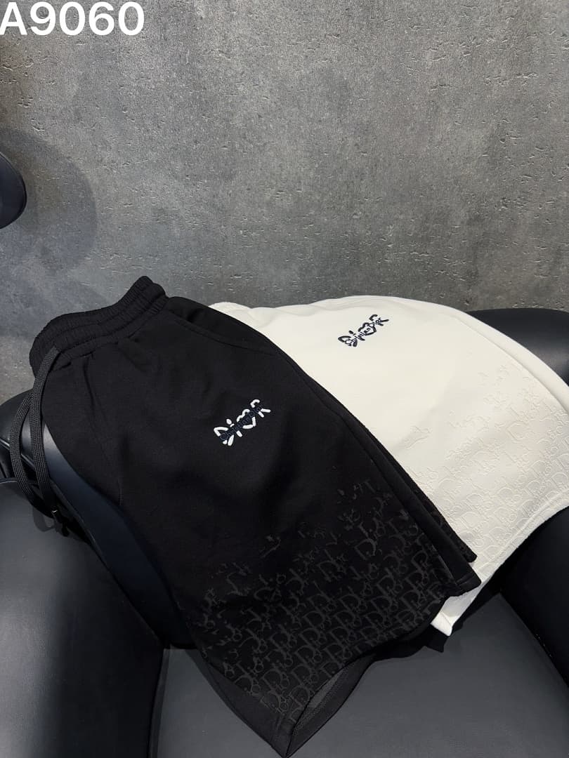 Shorts Dior YL73 foto 09
