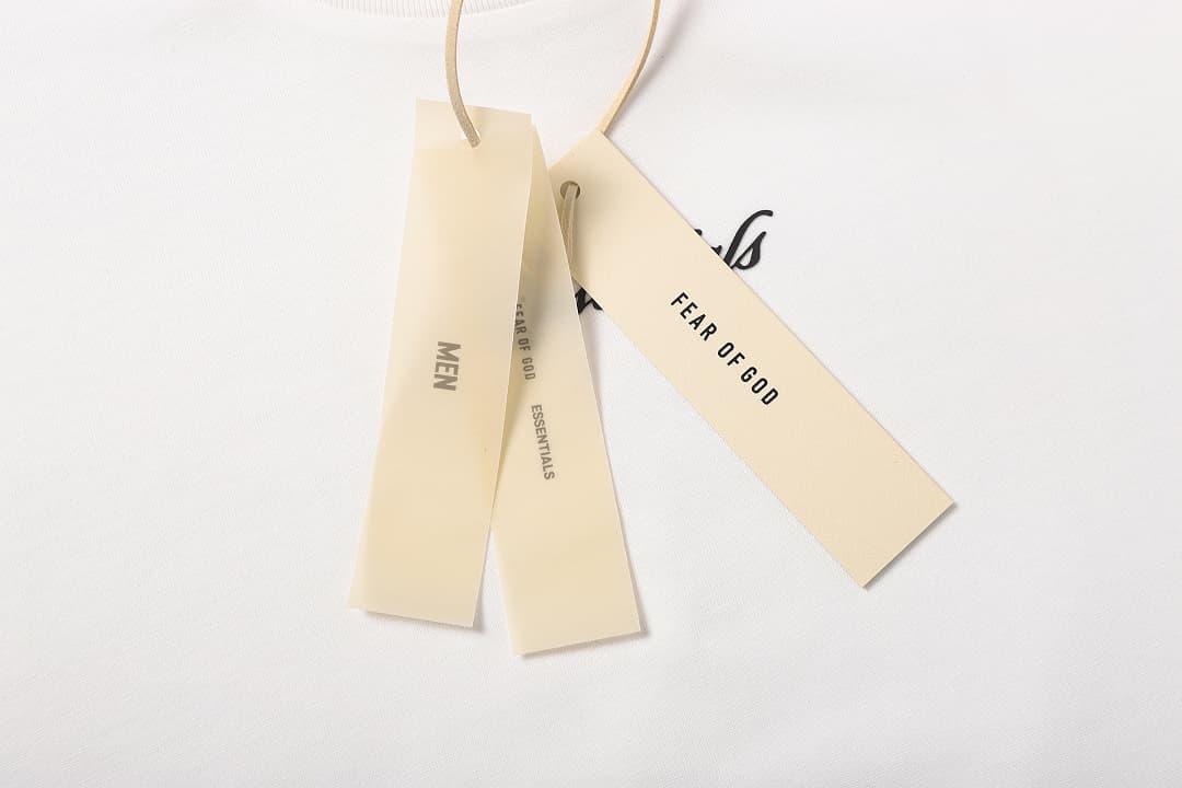 T-Shirt FOG Embossed Letter foto 15