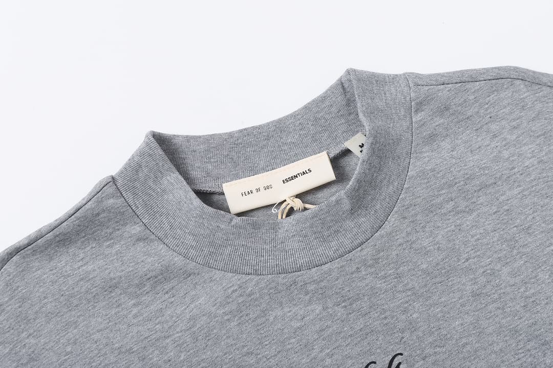 T-Shirt FOG Embossed Letter foto 26