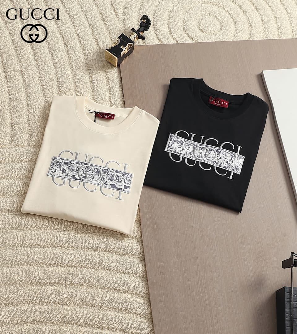 T-shirt Gucci Floral Retro Preto foto 22