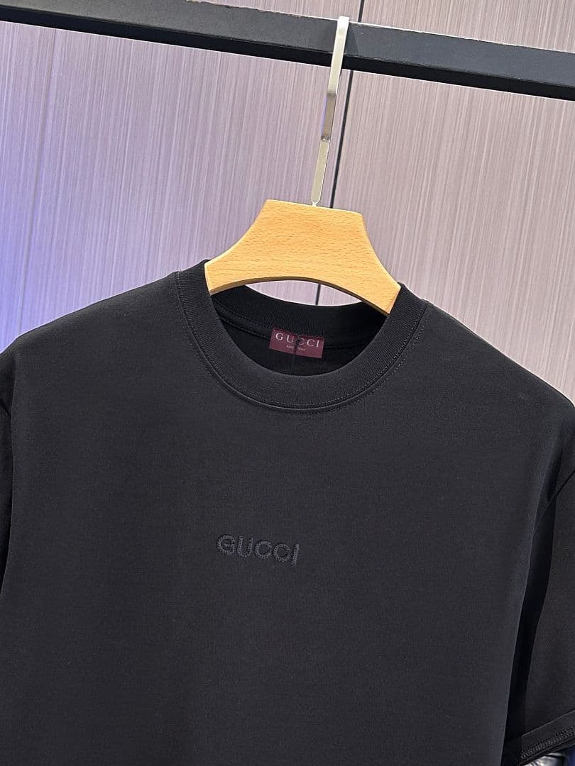 T-shirt Gucci Creme foto 39