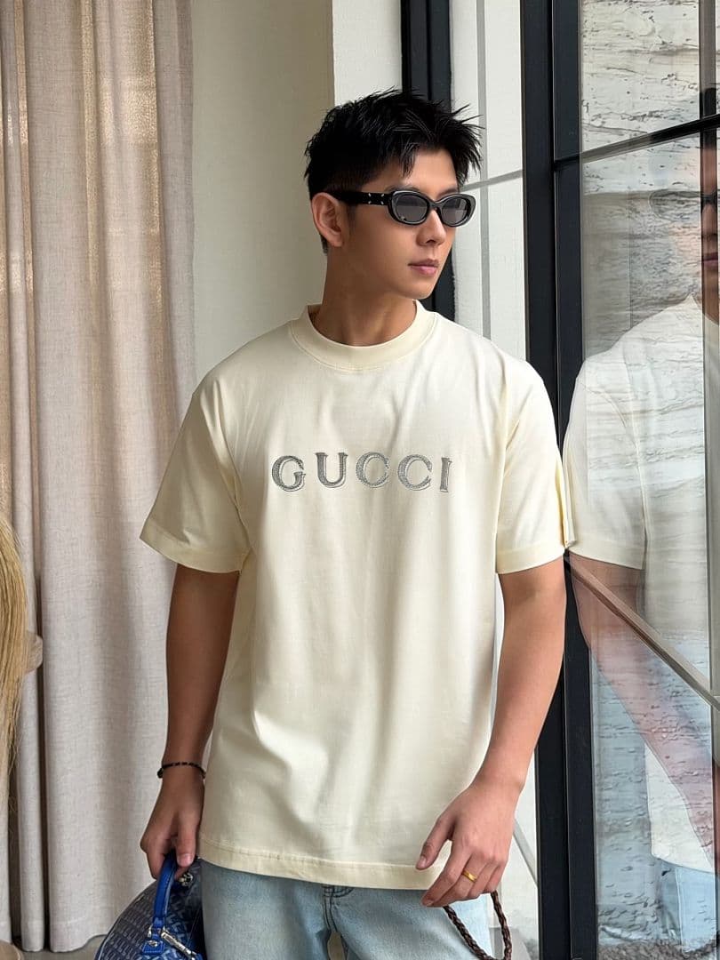 T-shirt Gucci Premium foto 02