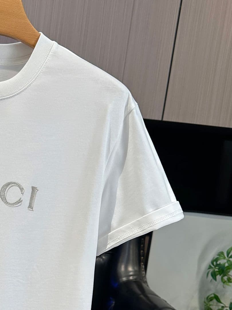 T-shirt Gucci Premium foto 27