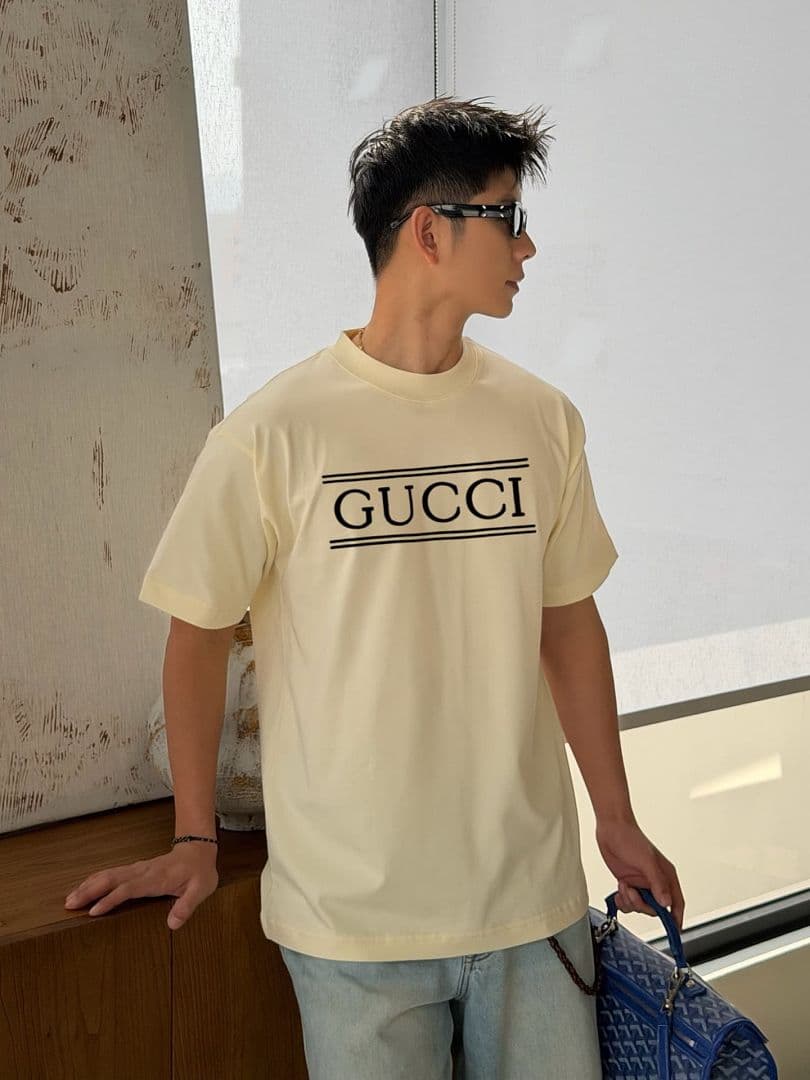 T-shirt Gucci Branco Made in Italy foto 03