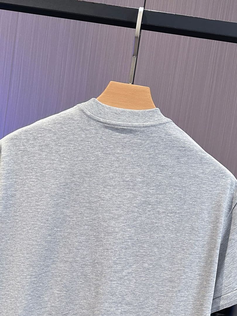 T-shirt Gucci Branco Made in Italy foto 18