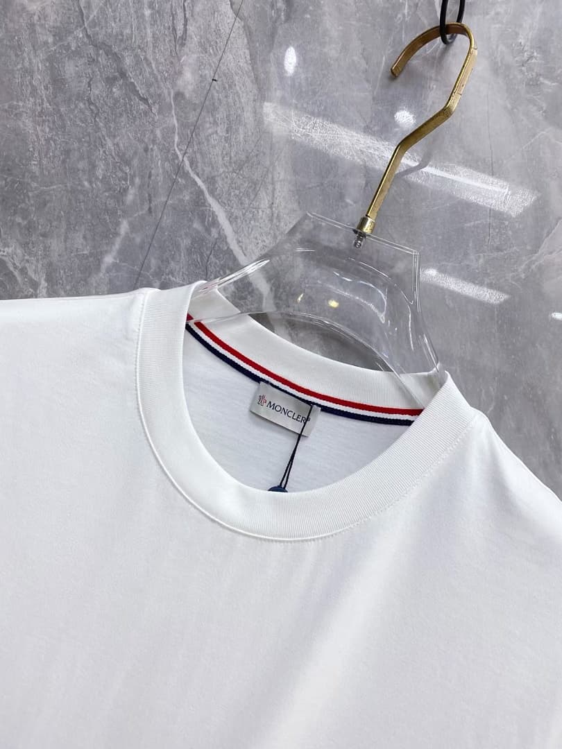 T-Shirt Moncler Logo Circular foto 02