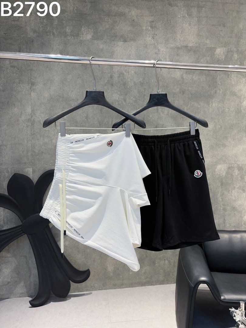 T-Shirt Moncler Textual Circular foto 06