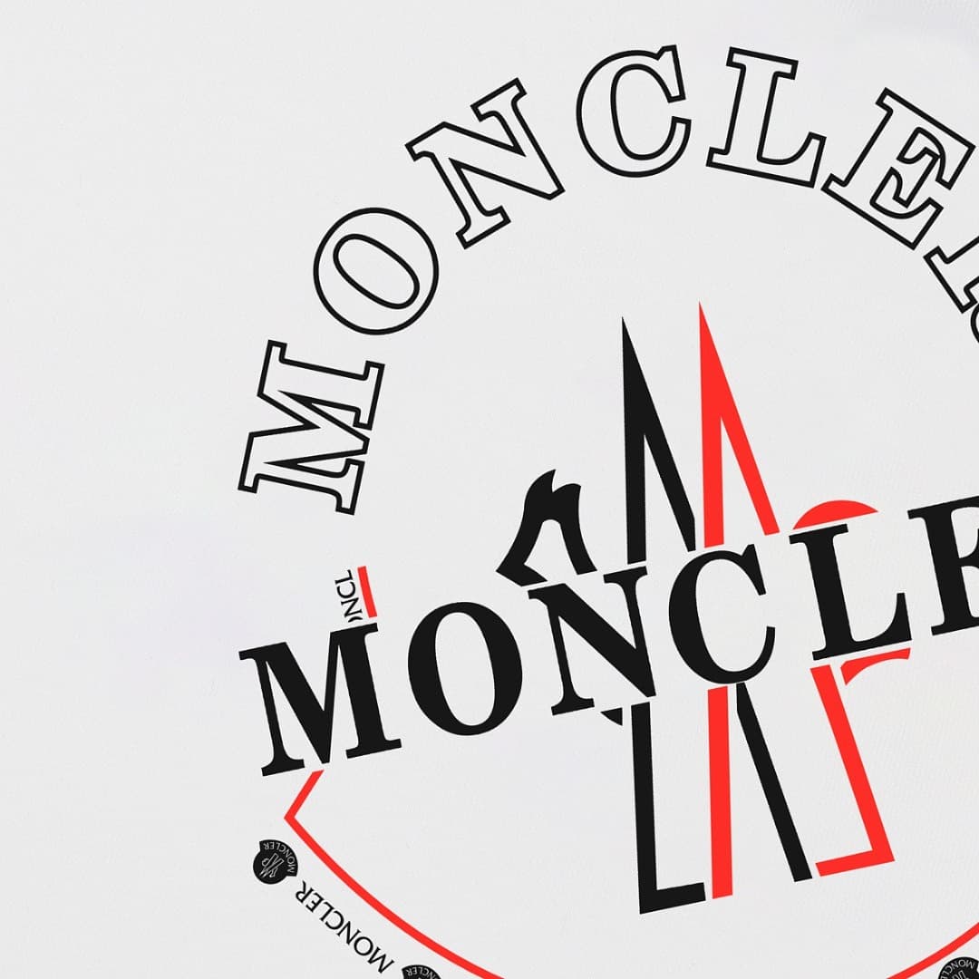 T-Shirt Moncler Logo Circular Textual foto 04