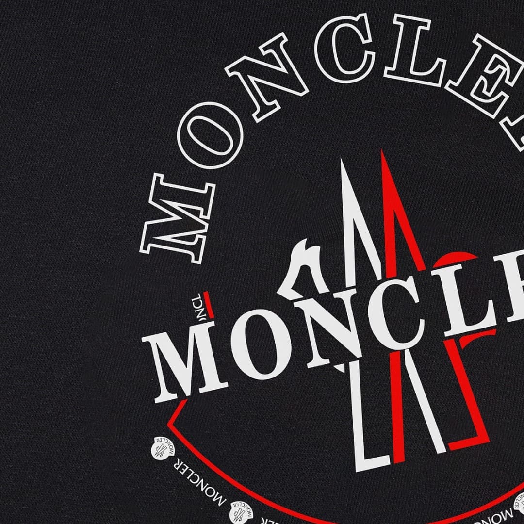 T-Shirt Moncler Circular Textual Preto foto 04