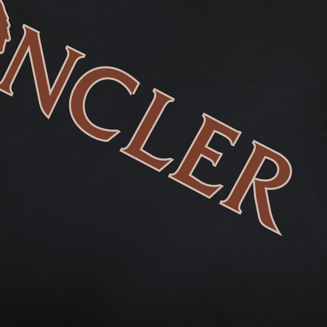 T-Shirt Moncler Logo Preto foto 03