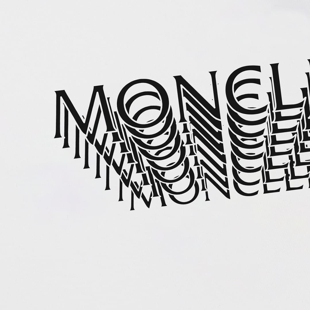 T-Shirt Moncler Branco Detalhe Colarinho foto 03