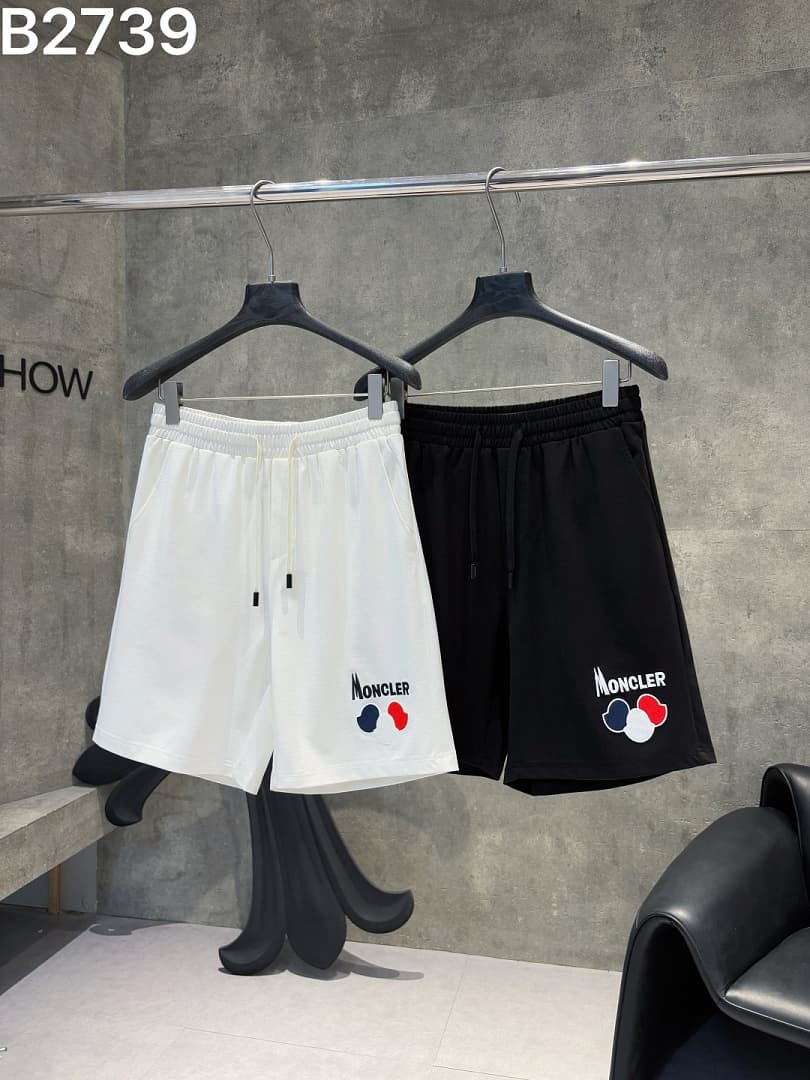 Calções Moncler Pretos Minimalistas foto 02