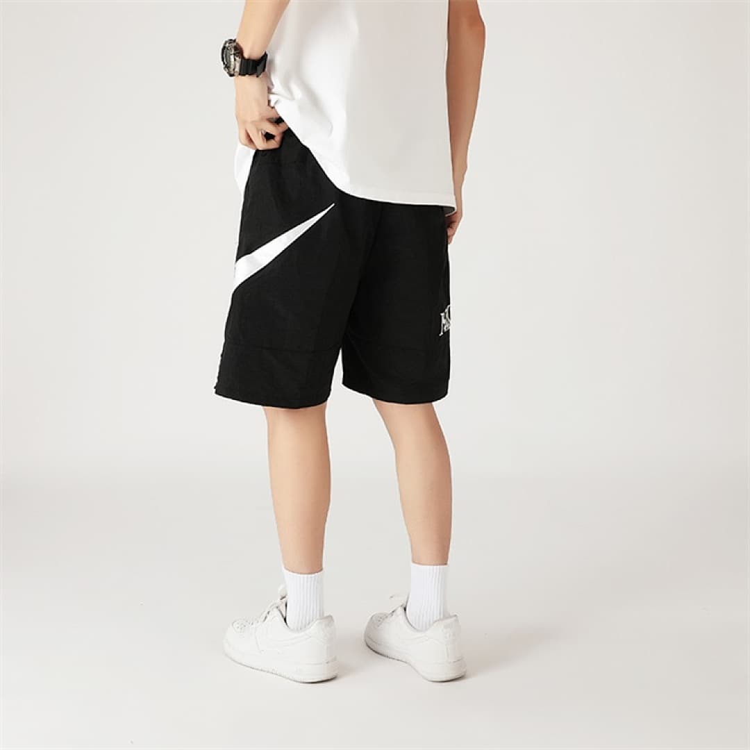 T-shirt Nike Essencial foto 03