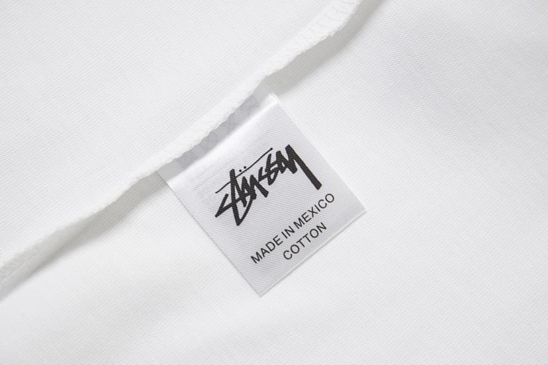 T-shirt Stussy x Nike XY113 Branco foto 24
