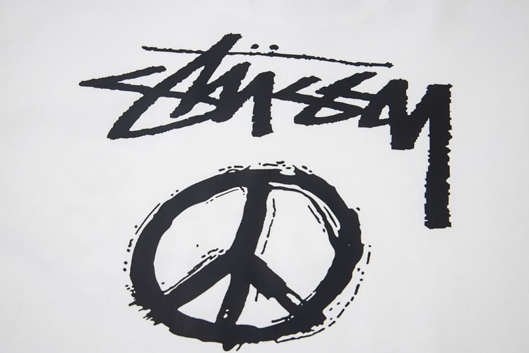 T-shirt Stussy x Nike XY113 Branco foto 25