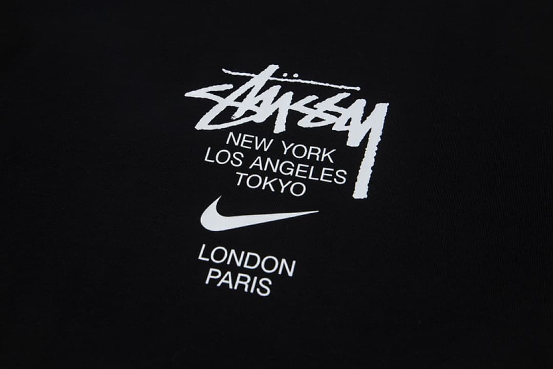 Stussy x Nike Logo Print T-Shirt foto 09
