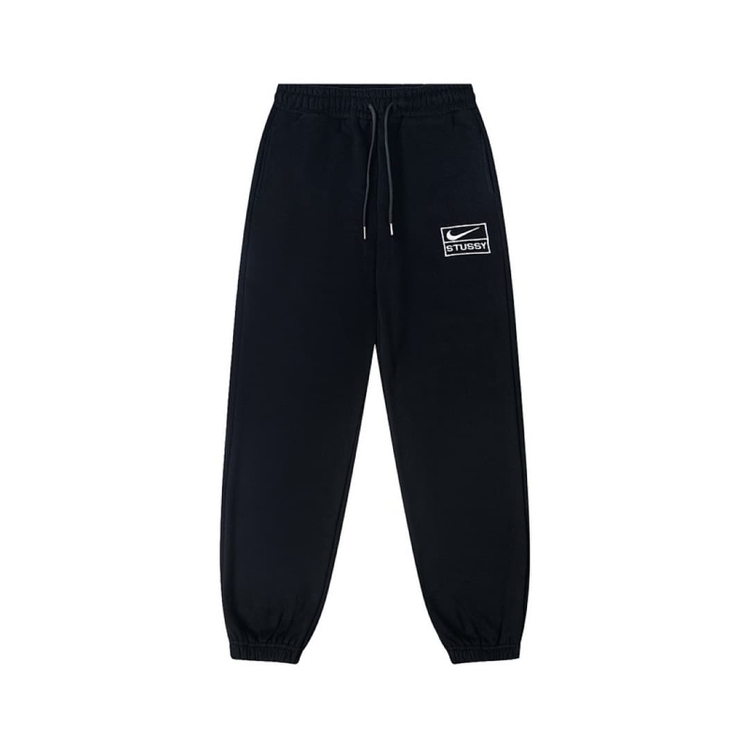 Stussy x Nike Embroidered Logo Joggers foto 01