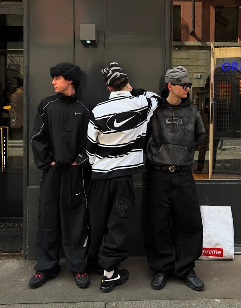 Supreme x Nike Track Jacket 25SS foto 03