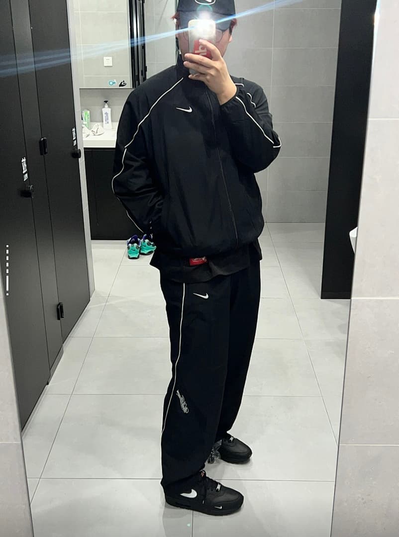 Supreme x Nike Track Pants 25SS foto 03