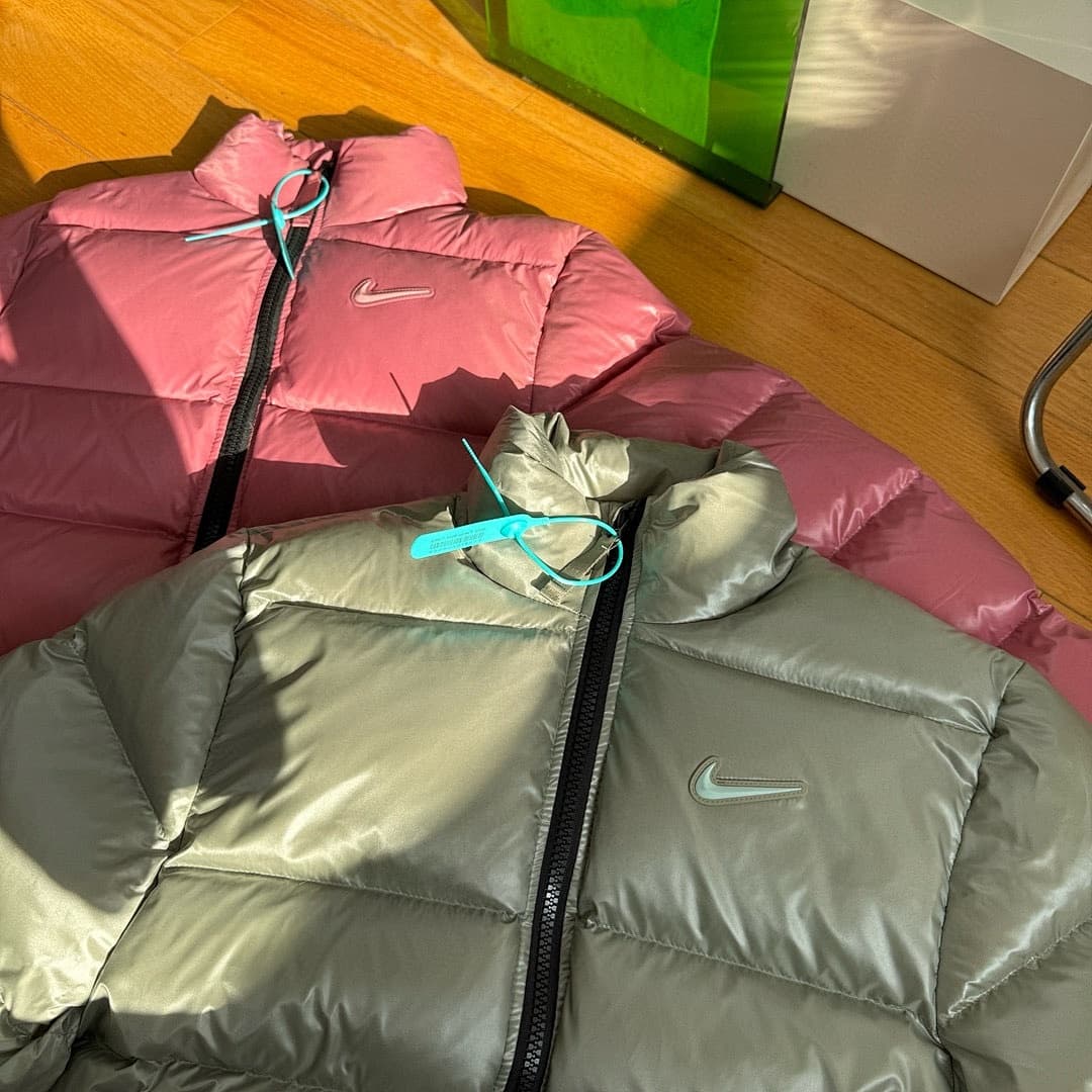 Nike x Drake Nocta Puffer Jacket foto 11