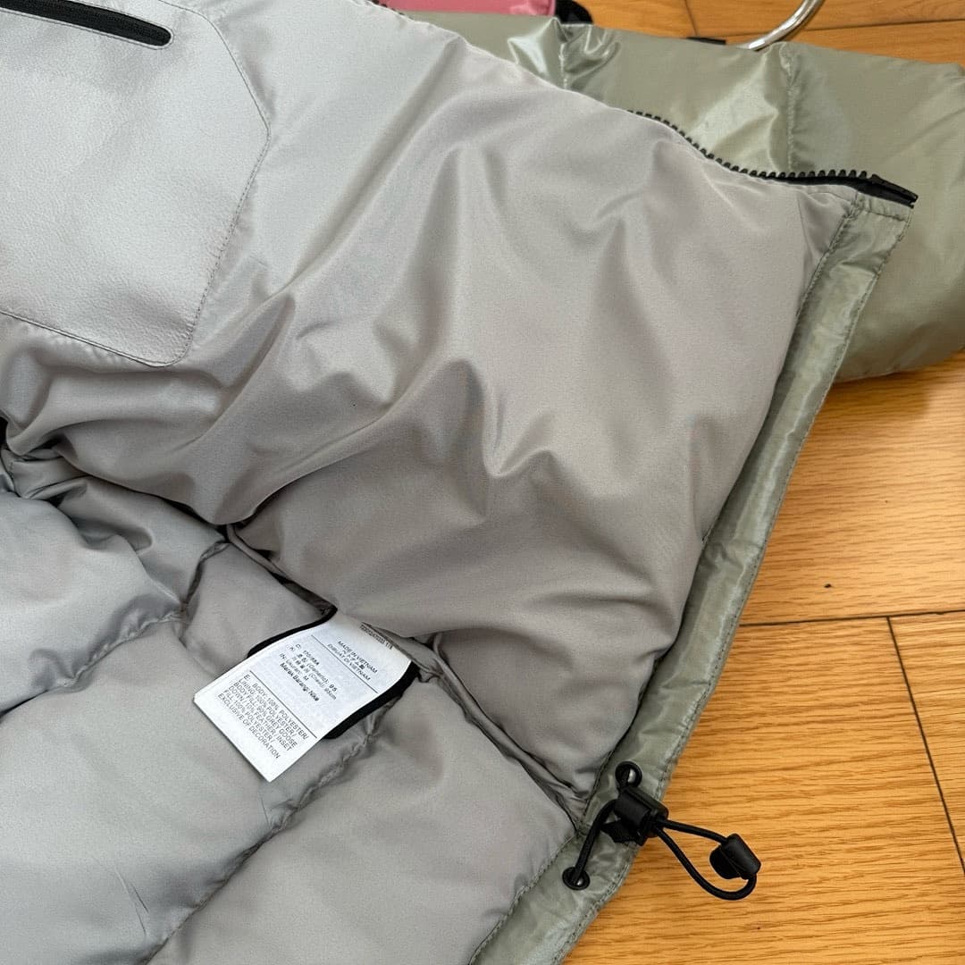 Nike x Drake Nocta Puffer Jacket foto 19