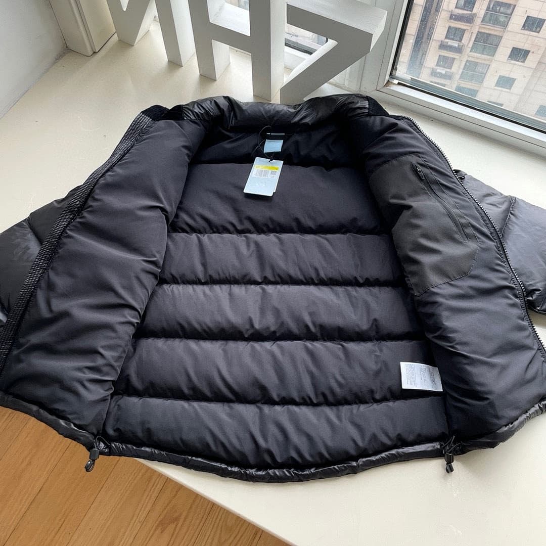 Nike x Drake Nocta Premium Puffer foto 08