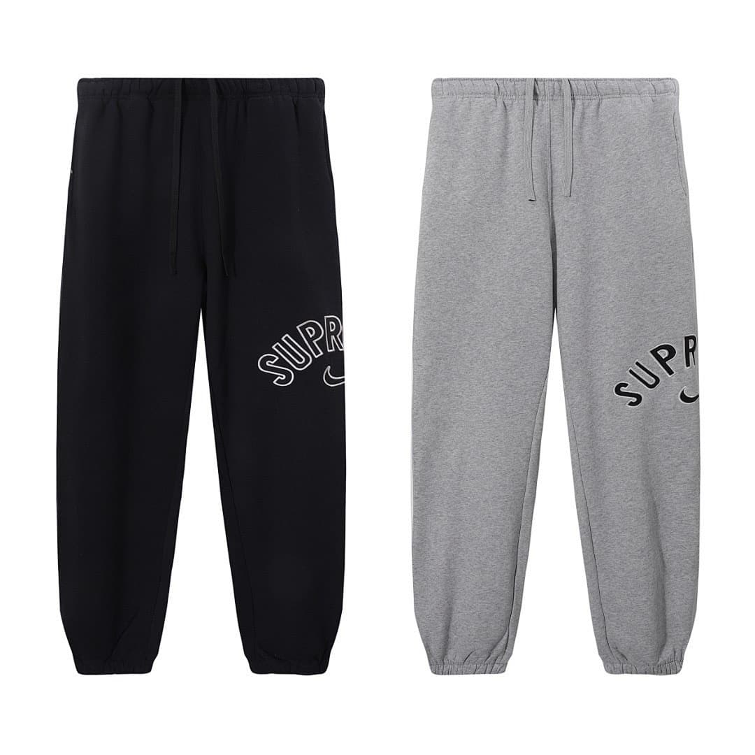 Supreme x Nike Elastic Waist Pants foto 01