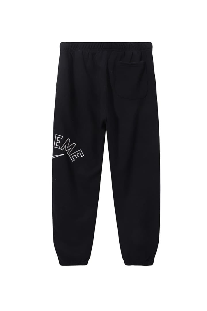 Supreme x Nike Elastic Waist Pants foto 02