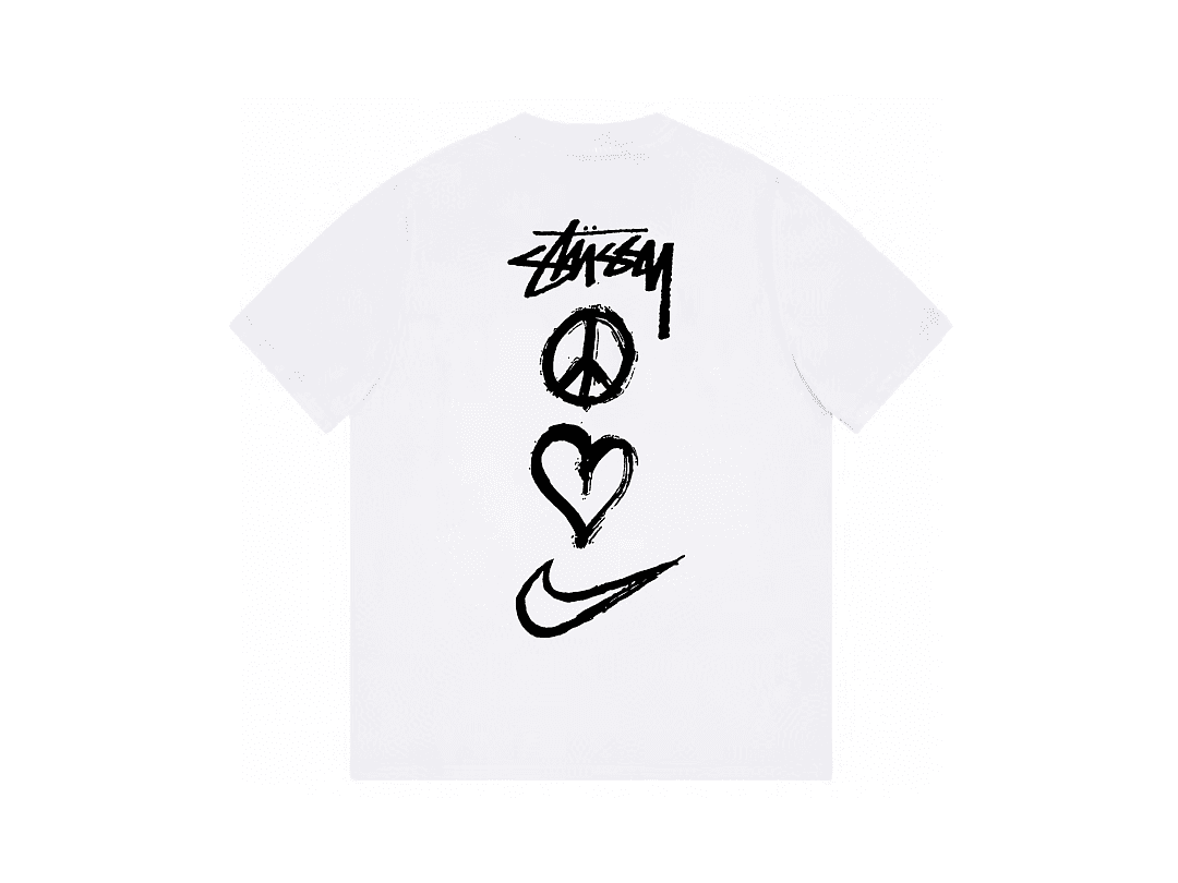 Nike Heart Logo Collaboration Tee foto 02