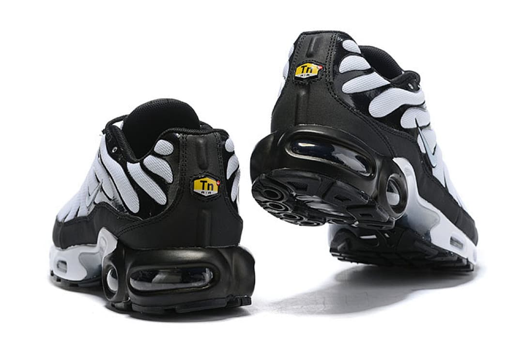Nike Air Max TN — Preto Branco Cinzento foto 04