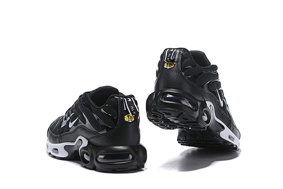 Nike Air Max TN — Preto Total foto 01
