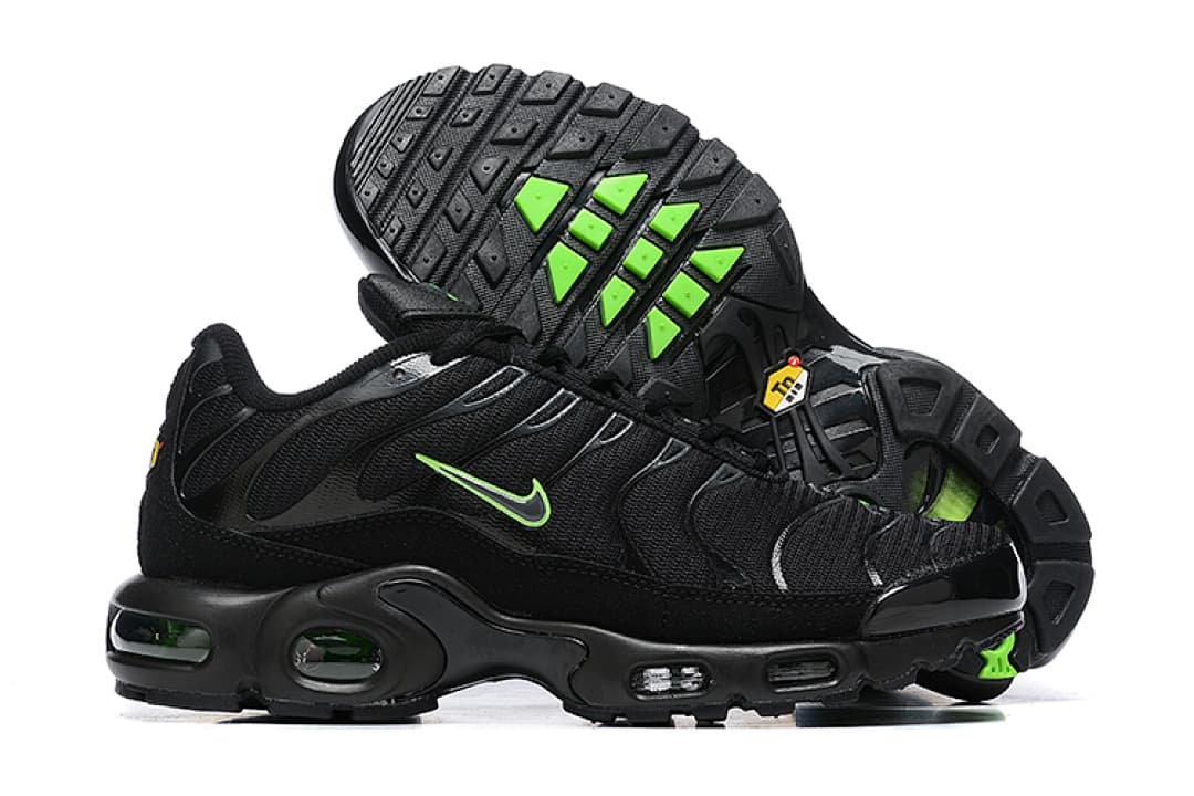 Nike Air Max Plus — Preto Verde Neon foto 02
