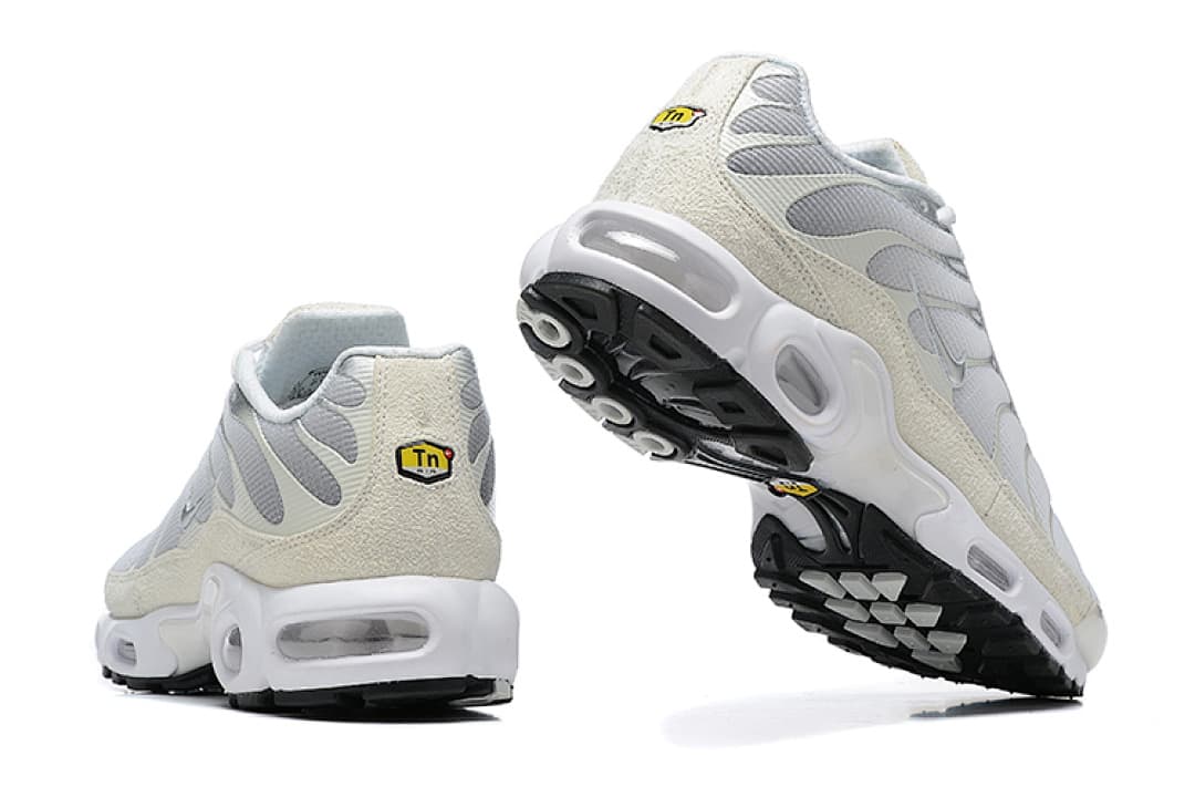 Nike Air Max TN — Bege Claro com Tons Neutros foto 04