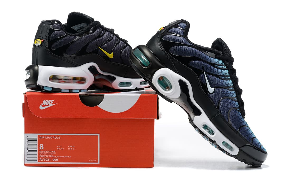 Nike Air Max Plus — Preto Amarelo Ouro foto 01